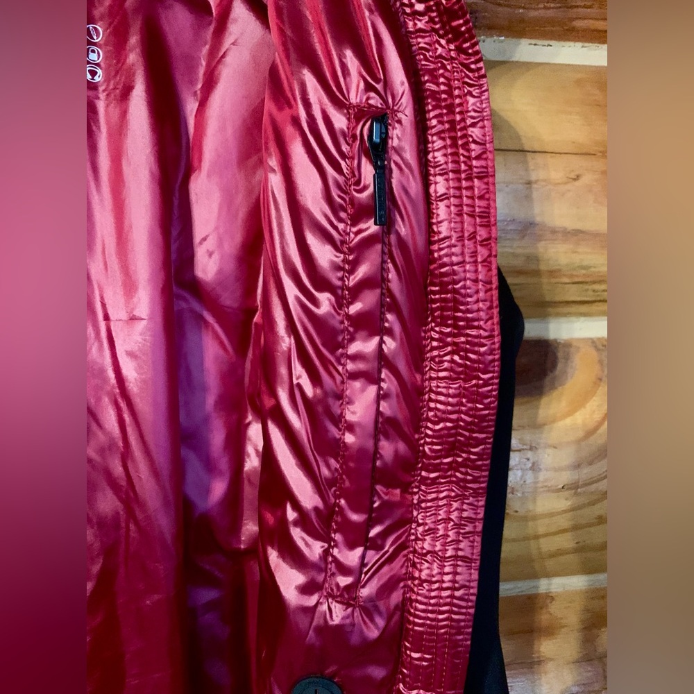 Calvin Klein Performance Red and Black Puffer Vest - Picture 7 of 9